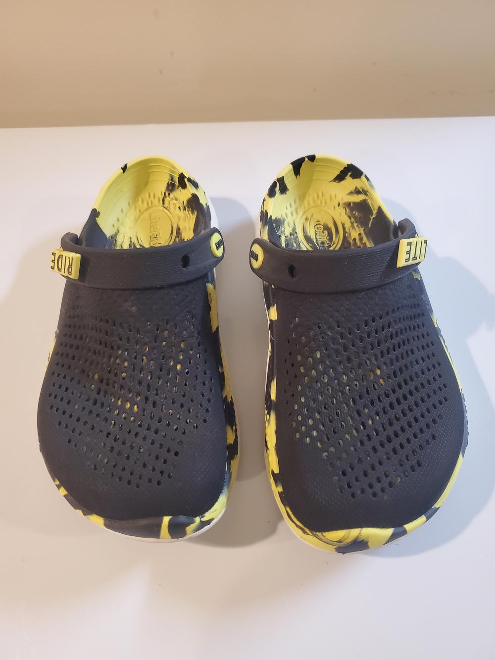 Crocs LiteRide 360 Clog
in the "Black Neon Yellow - Picture 10 of 11